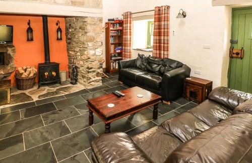 Dinas Cross House | Trewrach Cottage