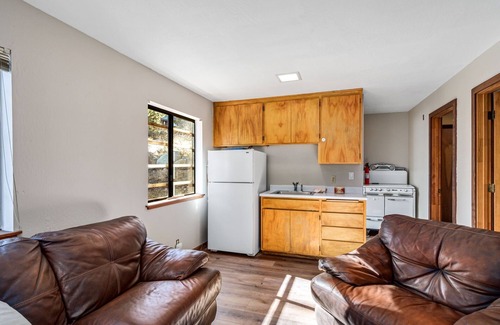 Bear Valley House | Tri-Level Dog Friendly Mountain Home - VH 142 by Bear Valley Vacation Rentals