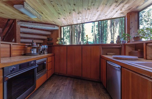 Northwood House | Tri-Level MCM Masterpiece, Redwoods, Golf & Spa