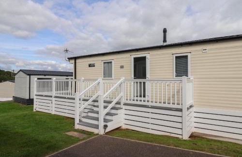 Bridport House | Tri-Star House