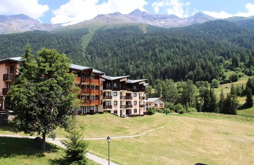 Lanslevillard Apartment | Triade Residence - 2 Rooms for 5 People