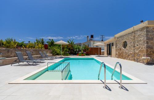 Milia Villa | Trialonia Luxury Villa