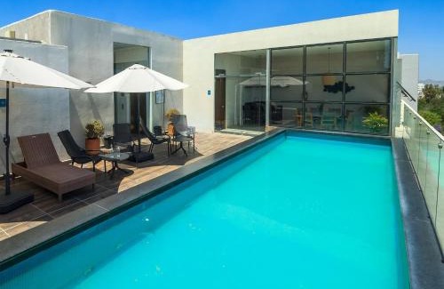 Financial District Apartment | Tribu Sonata with pool