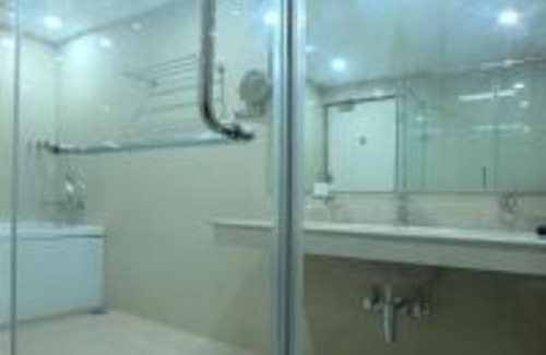 Maradu Hotel | Tribute Royale