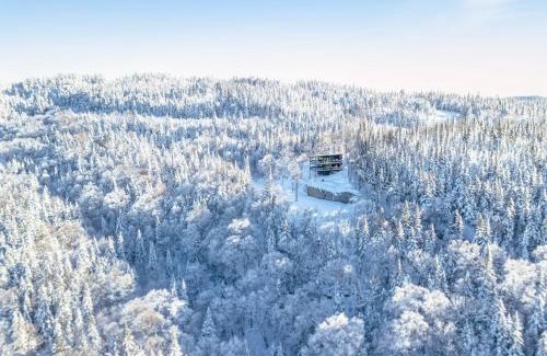 Lac Beauport Ski Chalet | Tricera - Panoramic View near Quebec City
