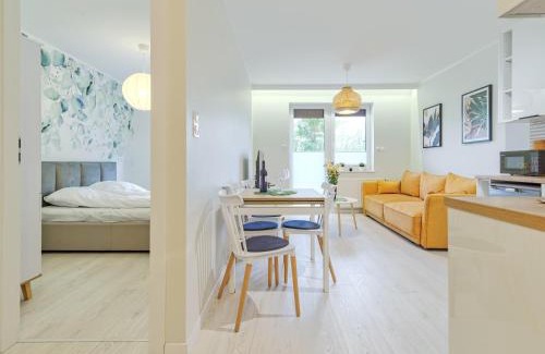 Pruszcz Gdanski Apartment | Tricity Retreat Apartments with Parking - by Rentujemy