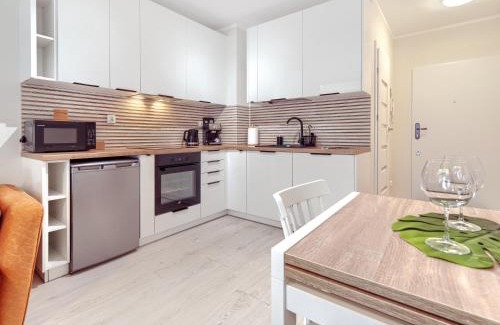 Pruszcz Gdanski Apartment | Tricity Retreat Apartments with Parking - by Rentujemy