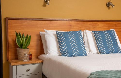 Redruth Hotel | Tricky's at The Tolgus Inn, Redruth