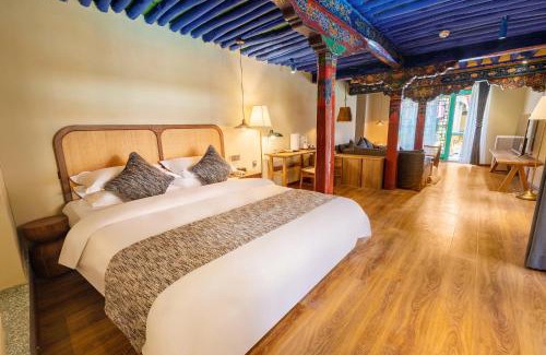 Chengguan District House | Trijang Labrang Heritage Hotel