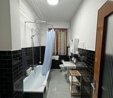 Spino al Brembo Apartment | Trilocale con cucina - Casa Manzoni