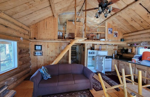 Buckinghorse River Cabin | Trimble Lake Cabin.