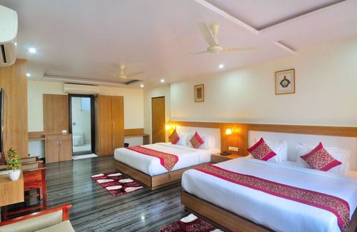 Amer Fort Road Hotel | Trimrooms Mount Blue