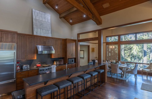 Granite Ridge House | Trinity: Granite Ridge Luxury! Hot tub, fireplace! Sleeps 8+
