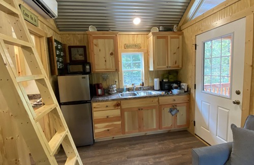 Quitman Cabin | TRINITY OAK OASIS CABIN: Spiritual Retrt & Country Resort for Rest & Restoration