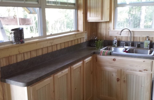 Hillsboro Cabin | Trinity Trails: New,Secluded,Quiet,Small Cabin Short Trail Walk to Lake Aquilla