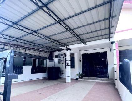 Kusial House | Trio Homestay at Tanah Merah