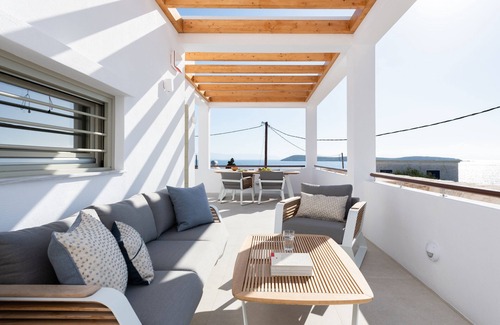Drios Apartment | Triotissa w/t balcony sea view