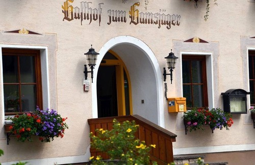 Sankt Nikolai im Solktal Apartment | Triple room with shower, WC - Gasthof "Zum Gamsjäger"