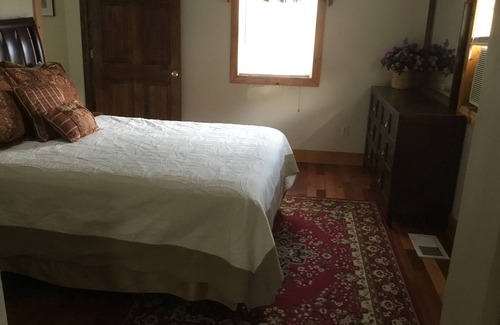 Oneonta House | Triple Play is a cozy welcoming house