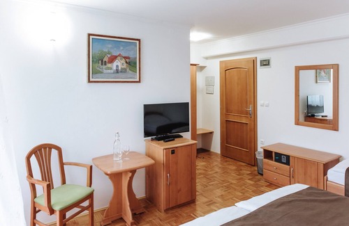 Zrece House | Triple Room with Balcony 111
