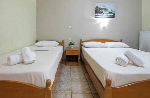 Katerini Hotel | Triple Rooms Lucia Hotel Paralia