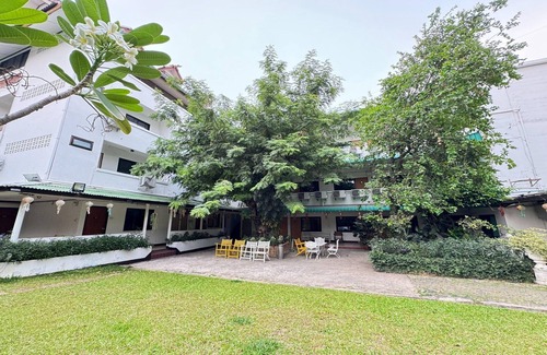 Su Thep House | Triple Stay | Comfort for the Whole Crew