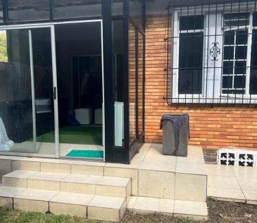 Bezuidenhout Valley House | Triple T Guest house