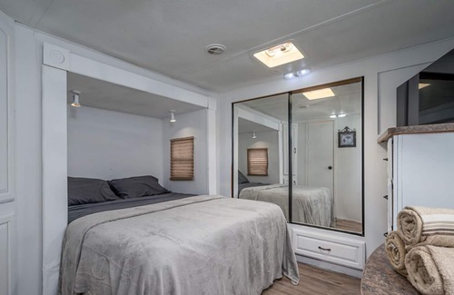 Tyler House | Triple W Sandpiper RV