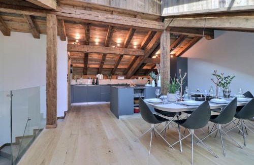 Morzine Apartment | Triplex de luxe à Morzine: 4 suites, jacuzzi, proche commerces et navettes, animaux acceptés - FR-1-627-69