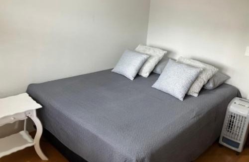 Novo Mundo House | Triplex ideal para grupos. Acomoda mais de 20.
