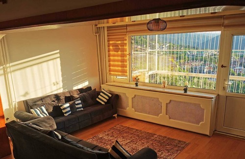 Cekirge Mahallesi Villa | Triplex Villa
