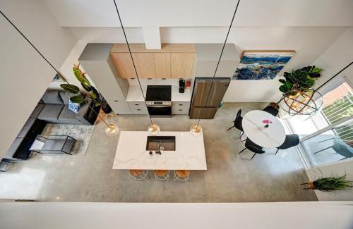 Pointe-Saint-Charles Apartment | TripMontreal 301