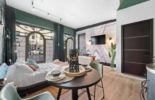Bushwick Apartment | Tripoli Artisan Lofts - Designer Bushwick Lofts with Rooftop Terrace
