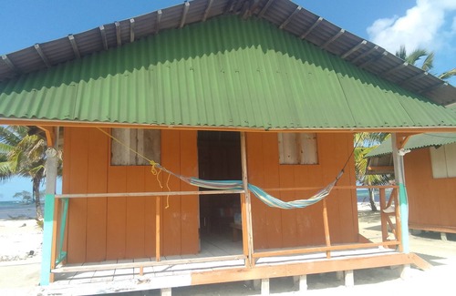 Carti Bed & Breakfast | Trips Guna Yala