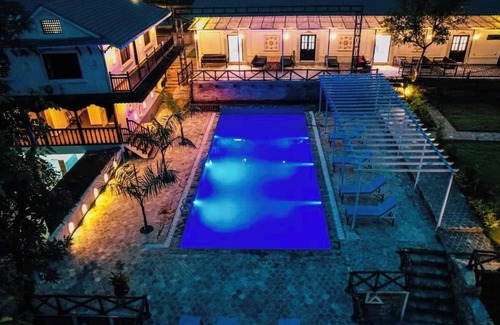 Dhading Hotel | Trishuli Villa