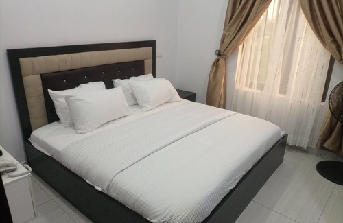 Lekki Hotel | Tristar Hotel & Suites
