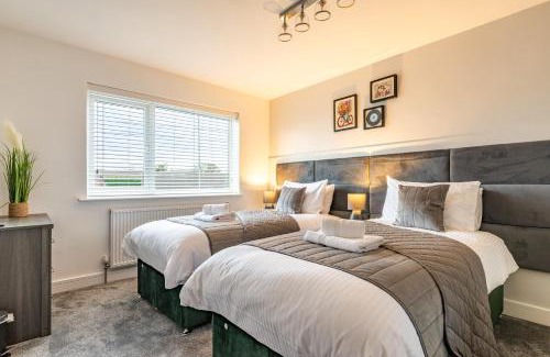Measham House | Triumph House
