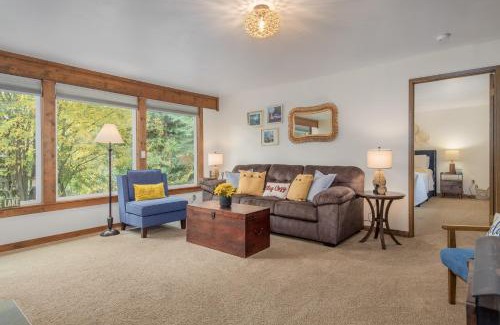 Leavenworth House | Trobele Cabin near Fish Lake by NW Comfy Cabins