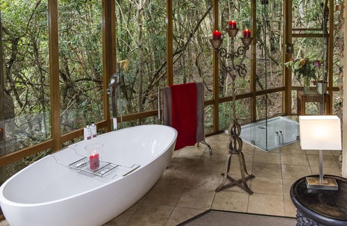 Die Barakke Bed & Breakfast | Trogon House and Forest spa