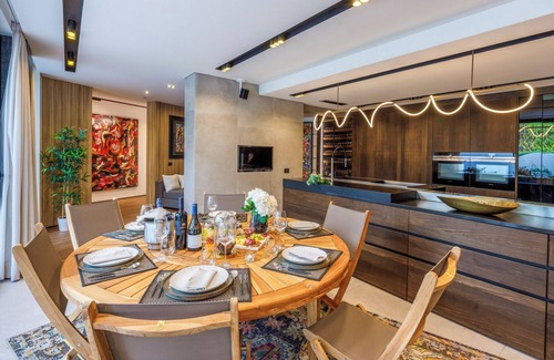 Carvalhal Villa | Troia Beach - Five Bedroom Villa, Sleeps 12