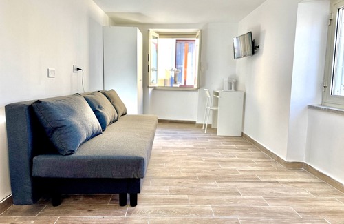 San Giorgio a Cremano Apartment | Troisi House Luxury near Naples