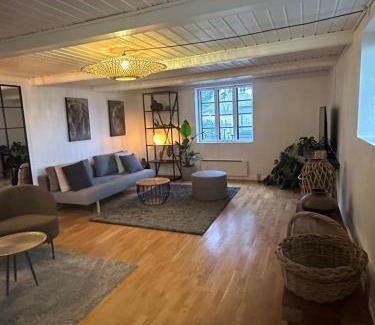 Koge House | Troldegaarden Guesthouse