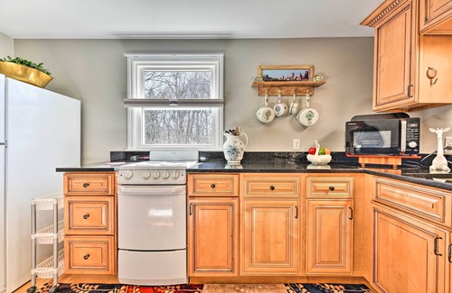 Pittsford Apartment | Trolley Apt Upper: Steps to Village Trail & Canal!