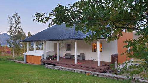 Tromvik House | Tromtind Lodge
