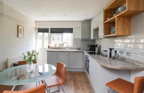 Frome House | Troopers Cottage