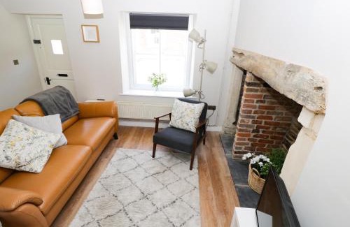 Frome House | Troopers Cottage