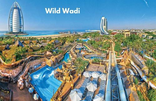 Umm Suqeim 3 Apartment | Trophy Jumeriah Pearl Retreat with Great Pool & Gym in Madinat Jumeriah Living