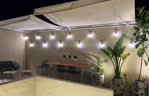 Lalinde House | Tropical 4BR Home A/C - El Poblado - Terrace & Jacuzzi