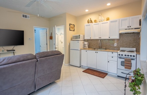 Fort Pierce Apartment | Tropical Beach Destination