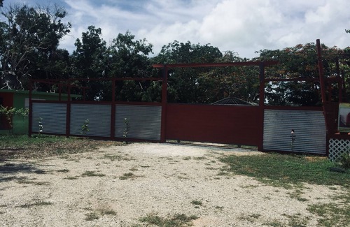 Seminole House | Tropical Beach House - Combate, Cabo Rojo PR